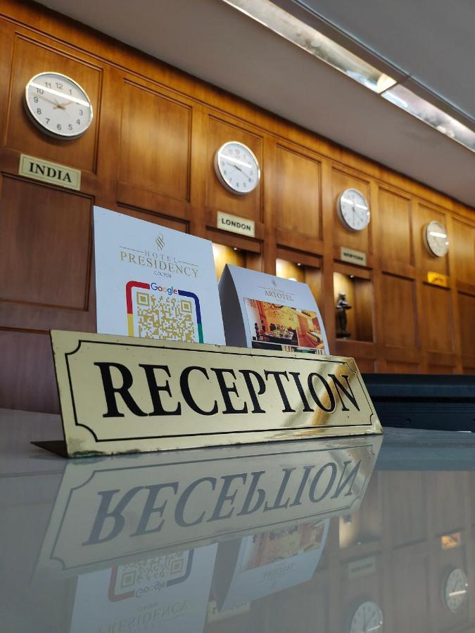 Hotel Presidency Kochi Exterior foto
